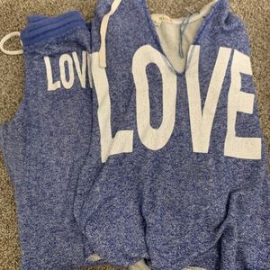 Love outfit